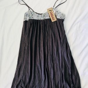 Vanilla Bay Sequin bubble dress - Size M - NWT